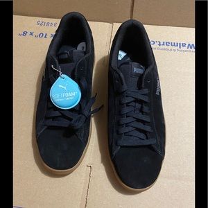 Size 9 puma suede soft foam